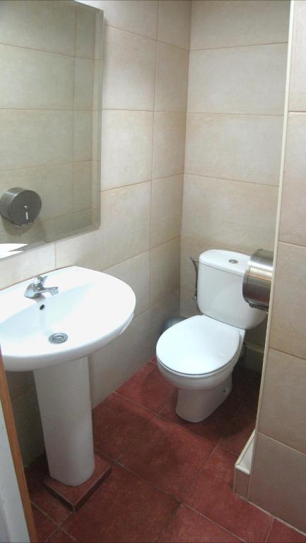Residencia Sants Hostel Barcelona Room photo